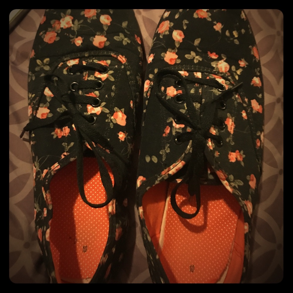 Size ten flower sneakers